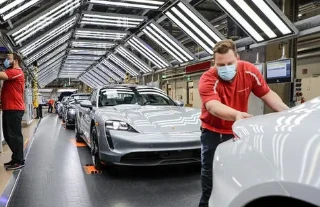 智能工廠中國汽車工業沖擊高端品牌的發展魔咒？